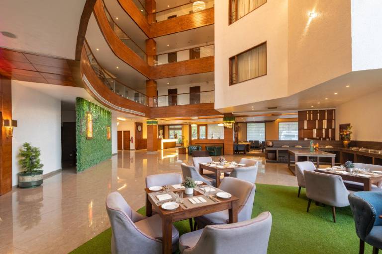 Coral Resort and Spa, Centrally Heated Mountain Side Resort, Manali — photo 4