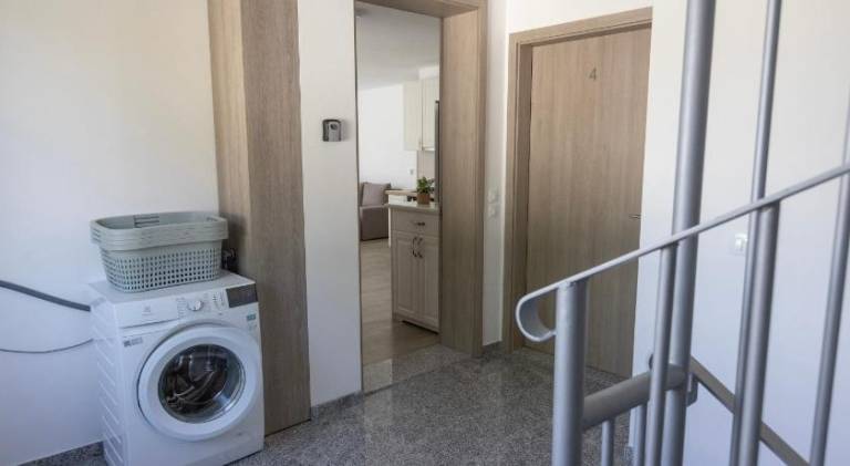 Apartment with 2 rooms for 6 persons — photo 5