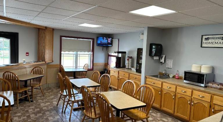 Travellers Inn Fredericton NB — photo 5