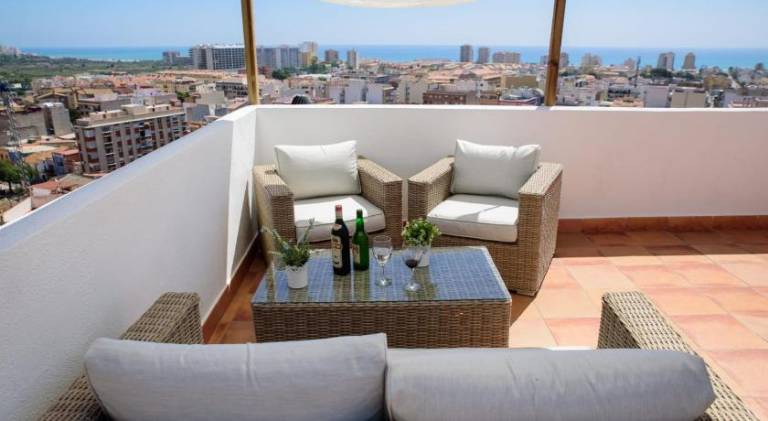 Apartment with terrace & barbecue in Oropesa del Mar