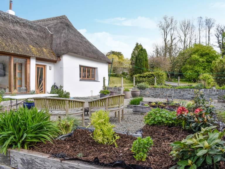 The Thatched Cottage UK49600