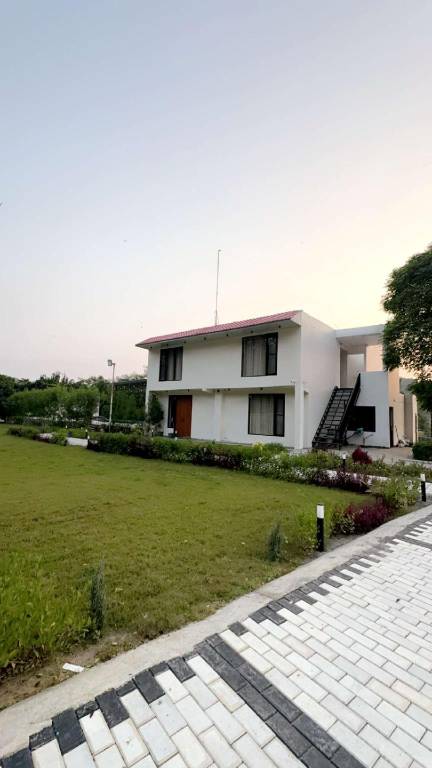 Villa  Raiyanwala