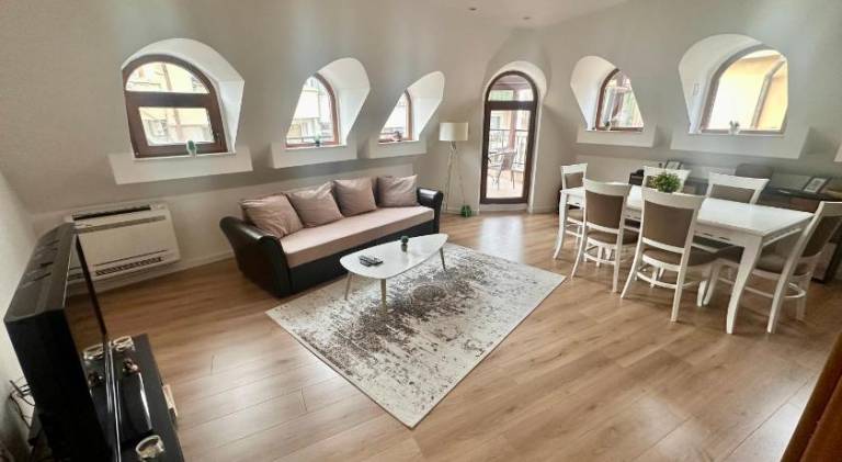 Apartment with patio in Burgas