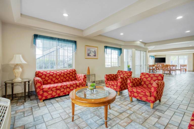 SureStay by Best Western Ukiah — photo 2