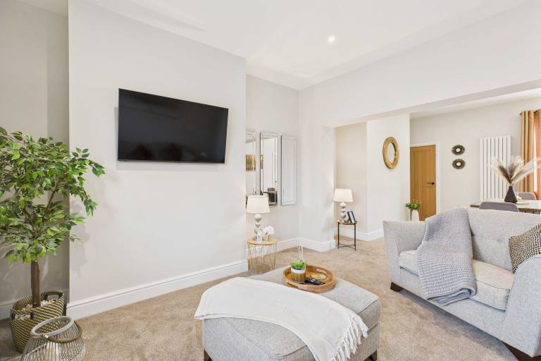 Host Stay Jomor House