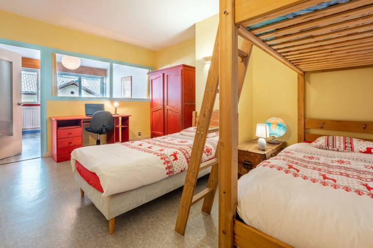 Rental apartment with 2 rooms for 5 persons — photo 4