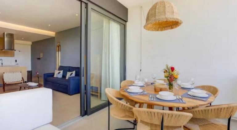 Serviced apartment with pool — photo 4