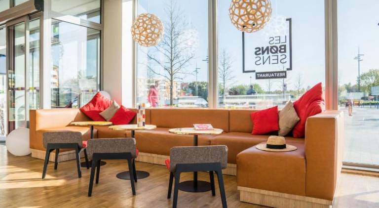 Ibis Styles Versailles Guyancourt — photo 4