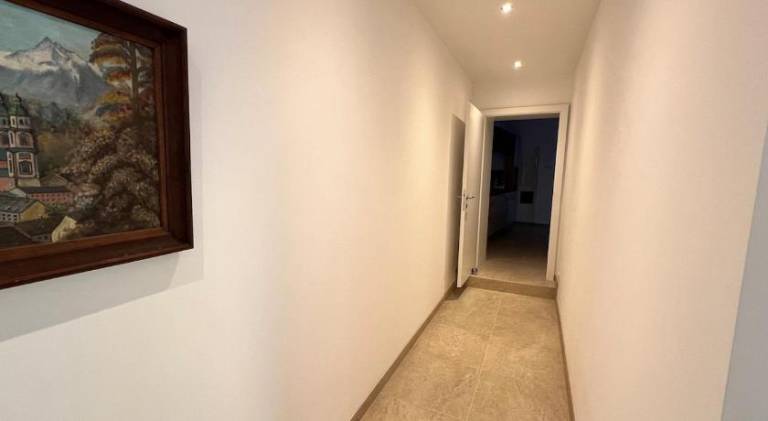 Rental apartment with 3 rooms for 5 persons — photo 4