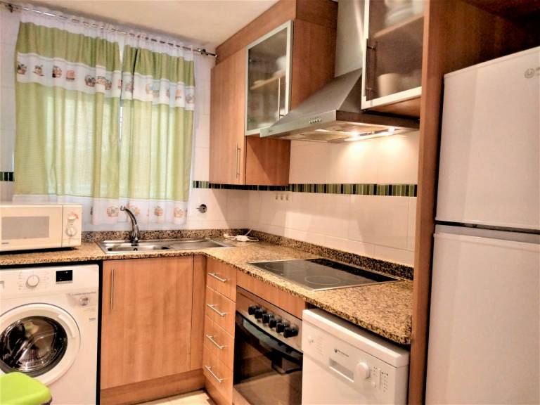 Fully equipped pleasant rental apartment with terrace, garden & pool | Beach nearby | Pets allowed — photo 5