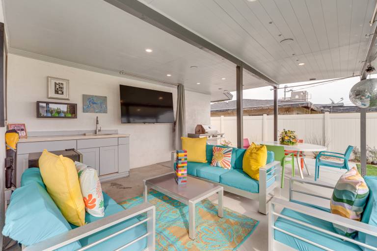 Luxurious Snowbird Haven 3 Mi to Dtwn Palm Springs — photo 2