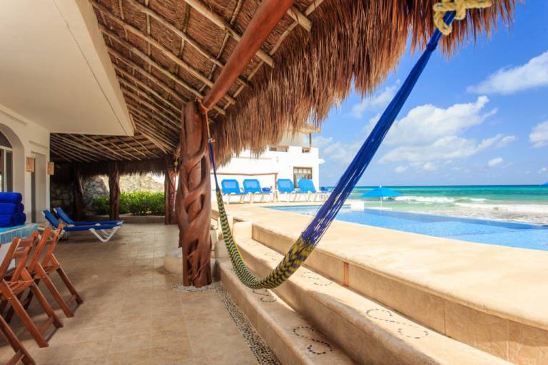 Villa with private pool, terrace & grill | Beach view — photo 5