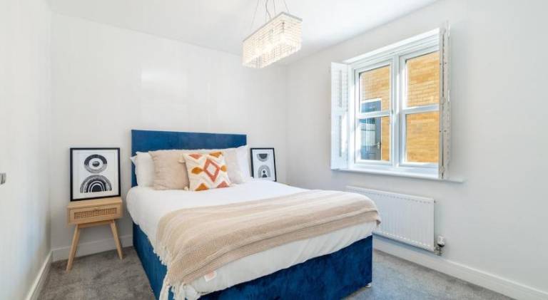 Spacious vacation home | Pets allowed in Peterborough