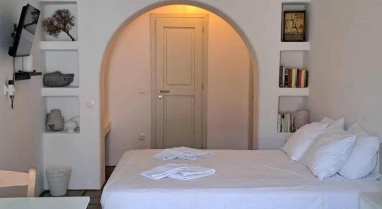 House with 1 room for 2 persons in Naxos