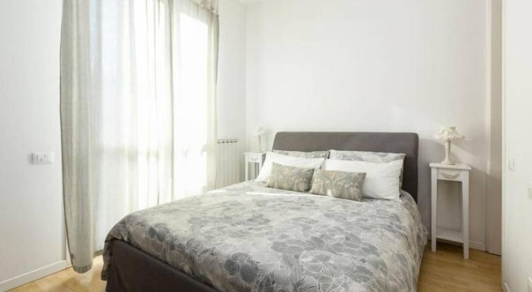Apartment | Near Two Towers — photo 4