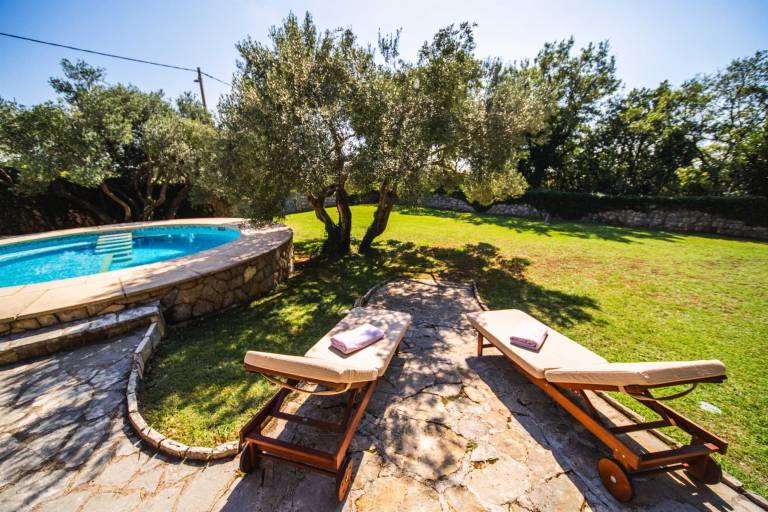 Child-friendly villa with yard, patio & barbecue | Pool view | Pet-friendly in Dubrovnik
