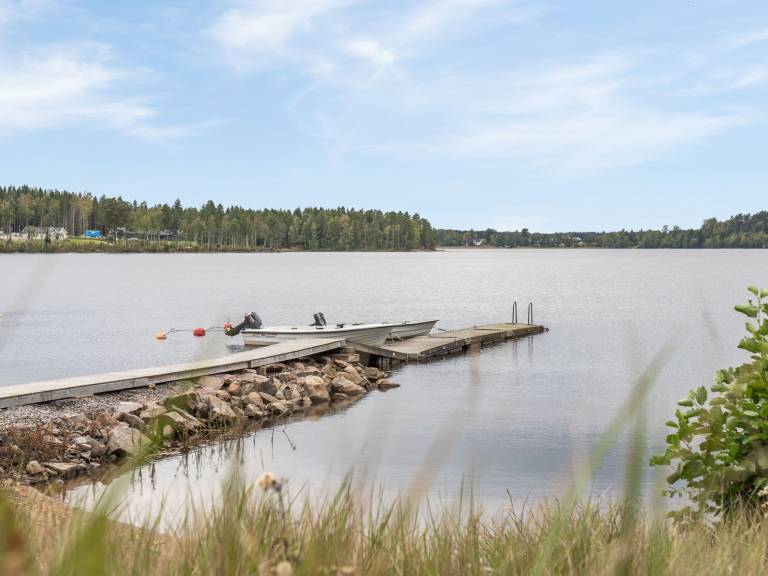 Vacation home with yard, barbecue & terrace | Lake view | Perfect for remote work — photo 5
