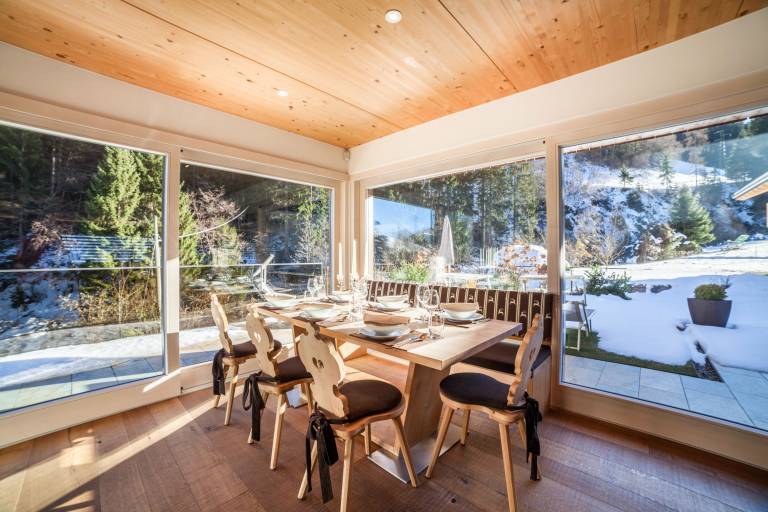 Luxurious Chalet "De Ultimis" with Large Garden and Mountain Views — photo 3