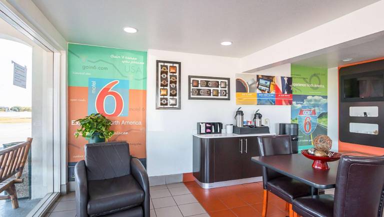 Motel 6 Round Rock — photo 5