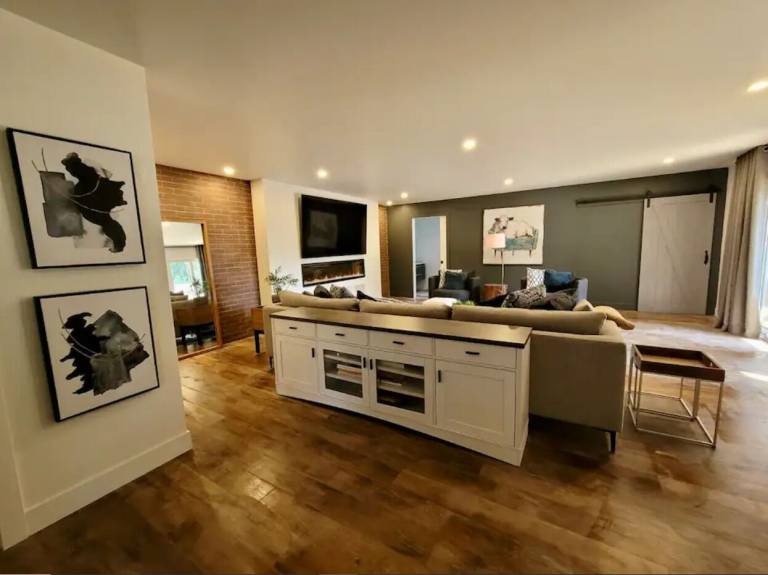 House Lethbridge