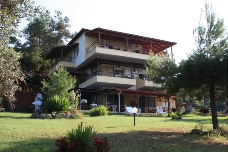 Κατάλυμα  Nea Plagia Beach