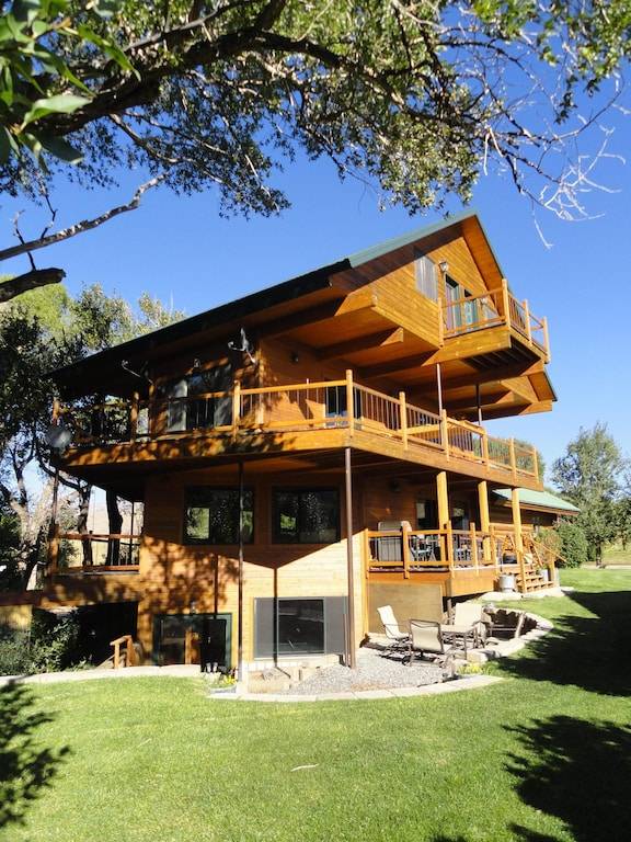 Lodge Wapiti