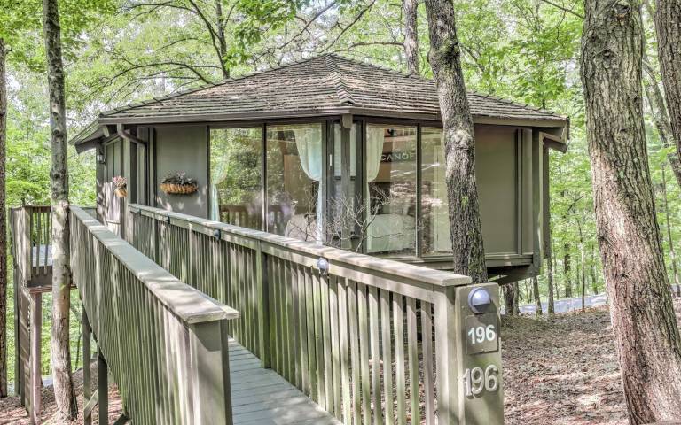Chalet  Big Canoe