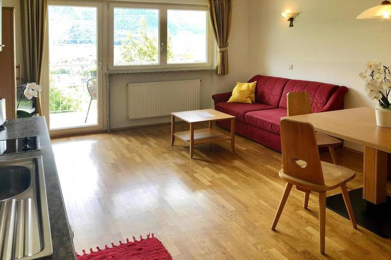 Charming apartment with garden, grill & pool | Pets allowed — photo 2