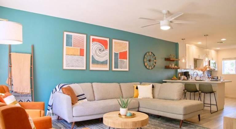 The Scott Getaway - Walkable to Old Town, remodeled space, outdoor pool! in Scottsdale, AZ