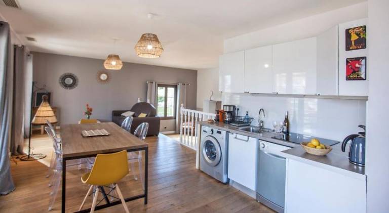Vacation home with BBQ, garden & terrace | Close to the beach | Pets are welcome — photo 3