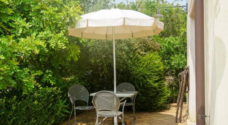 Beautiful farm with pool, barbecue & terrace | Pets allowed — photo 3