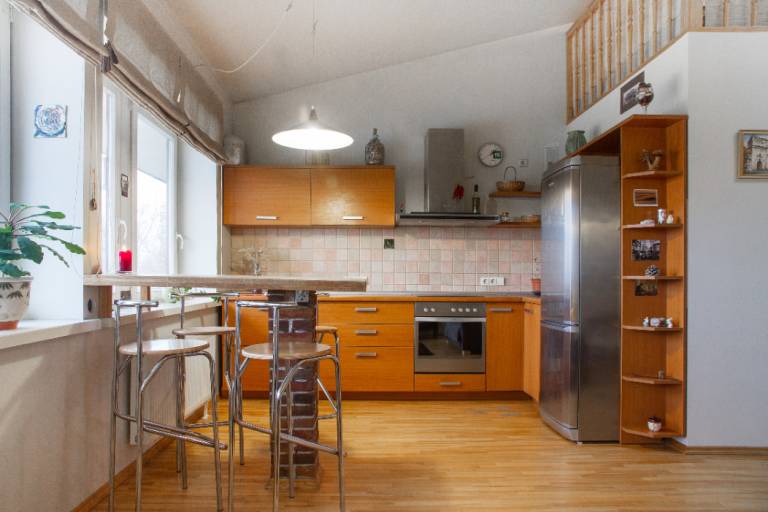 Pleasant apartment with jacuzzi | Pet-friendly — photo 3