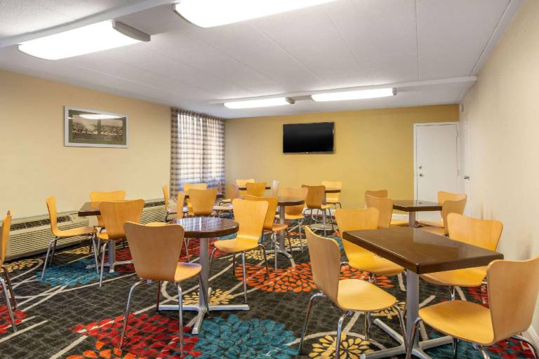Quality Inn & Suites Ruther Glen — photo 5