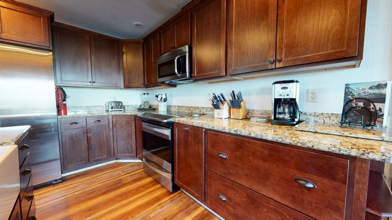 Condo with private pool & terrace — photo 3
