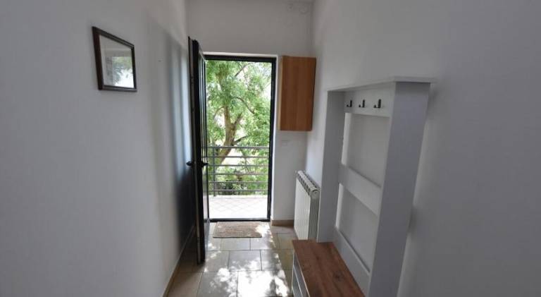 House with 2 rooms for 5 persons — photo 4