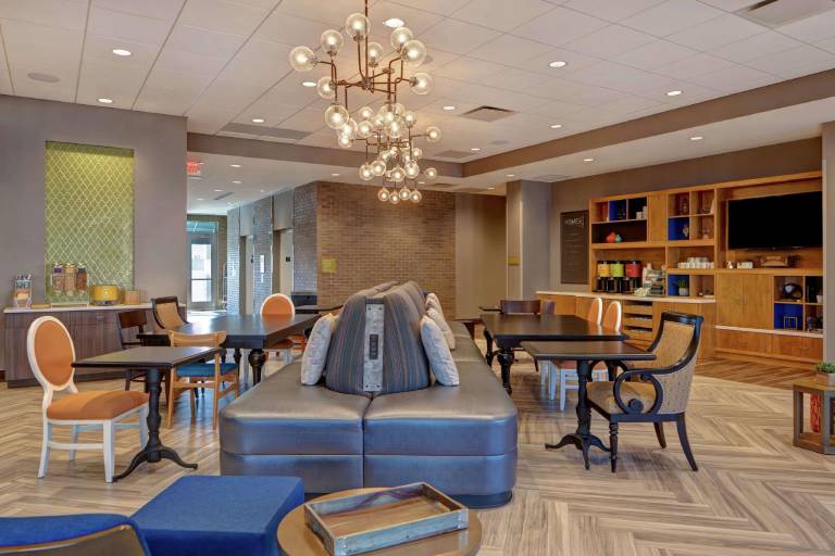 Home2 Suites by Hilton Charlotte Uptown — photo 5