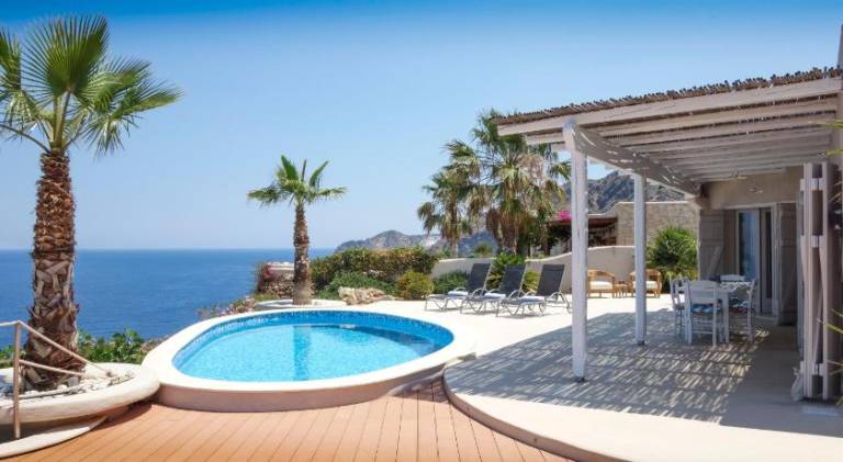 Fully equipped villa with private pool, terrace & garden | Beach nearby | Pets are welcome in Ierapetra