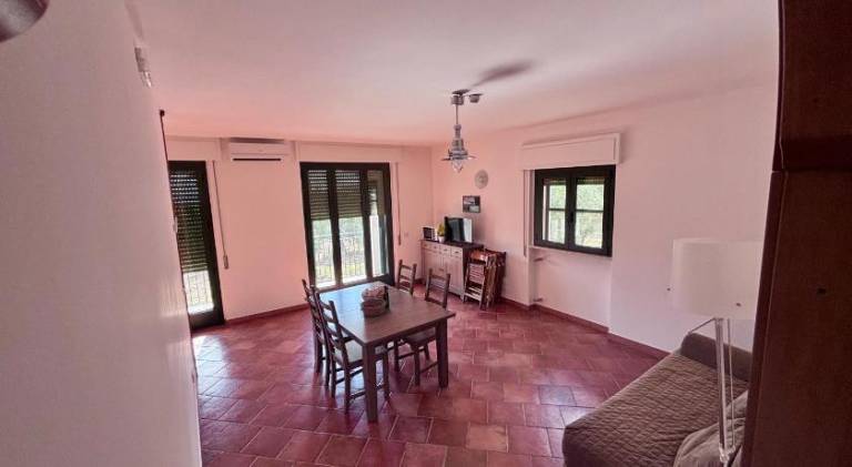 Vacation home with garden, terrace & barbecue — photo 3