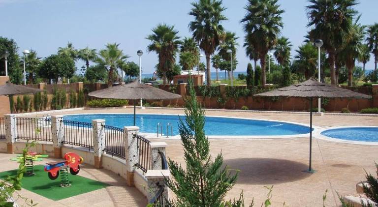 Holiday apartment with pool — photo 3