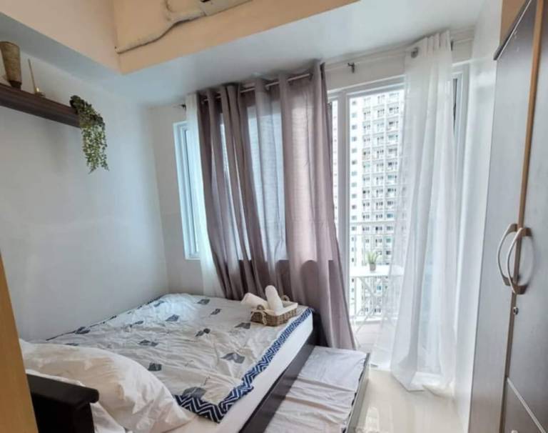 Condo Makati