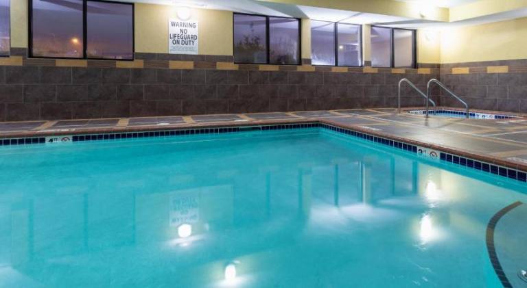 Holiday Inn Express and Suites Rochester West-Medical Center By IHG — photo 3