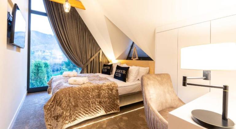 Skyline Luxury Villa with terrace jacuzzi and sauna Zakopane mountains Poland — photo 2