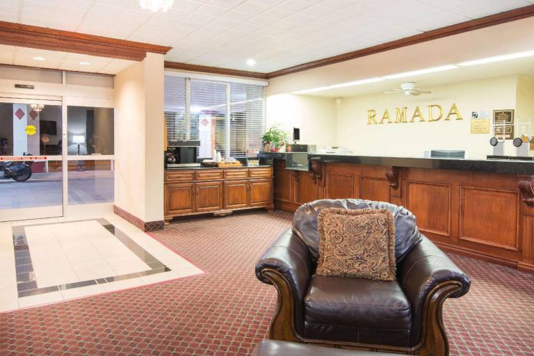 Ramada by Wyndham Enid — photo 4