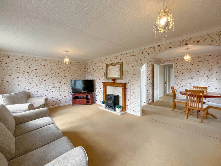 Family-friendly cottage with yard | River view | Pets are welcome — photo 3