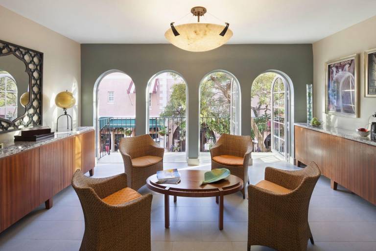El Paseo Hotel — photo 3