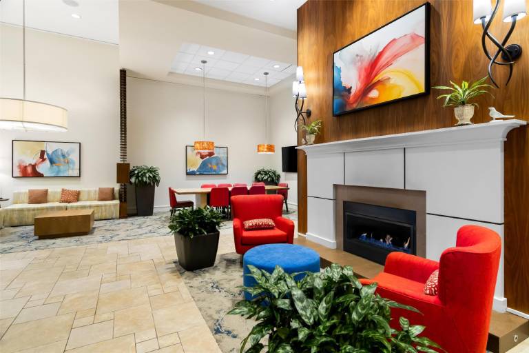 Hilton Garden Inn Chicago Downtown Riverwalk — photo 2