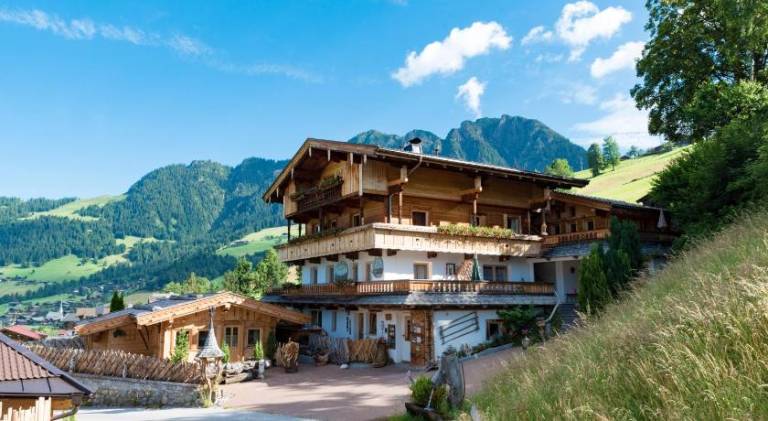 Holiday apartment with barbecue in Alpbach