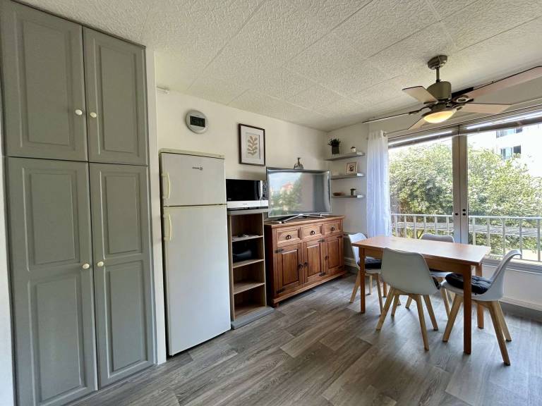 Studio with 1 room for 3 persons in Agde