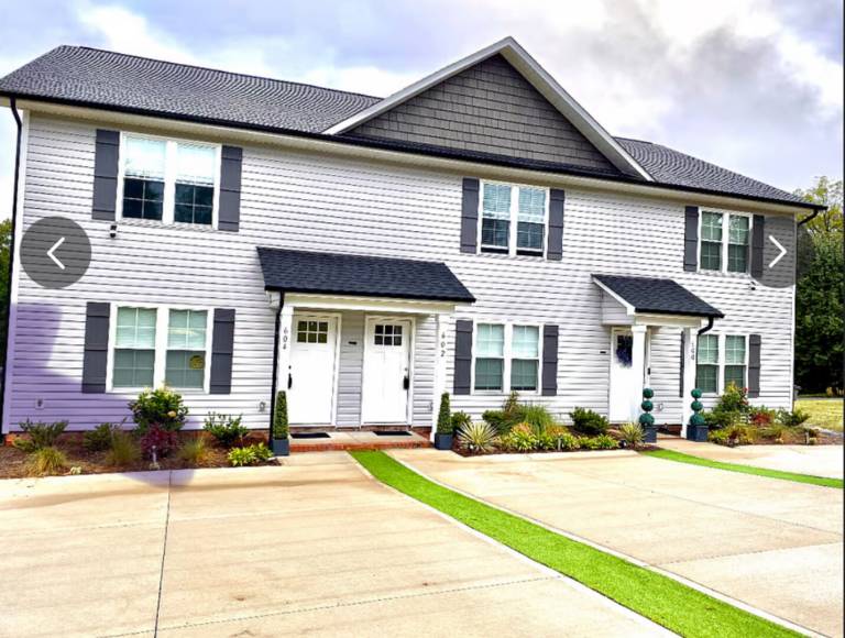 Holiday apartment with garden in Kannapolis, NC