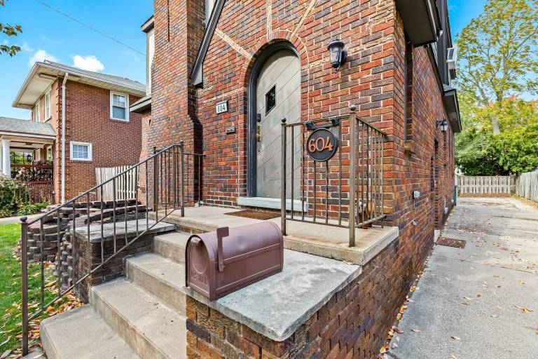 Apartment  Royal Oak